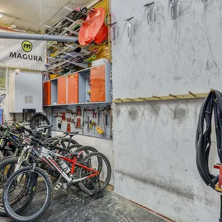 Maison De 9 A De Luchon A 500 M Des Pistes Avec Wifi *